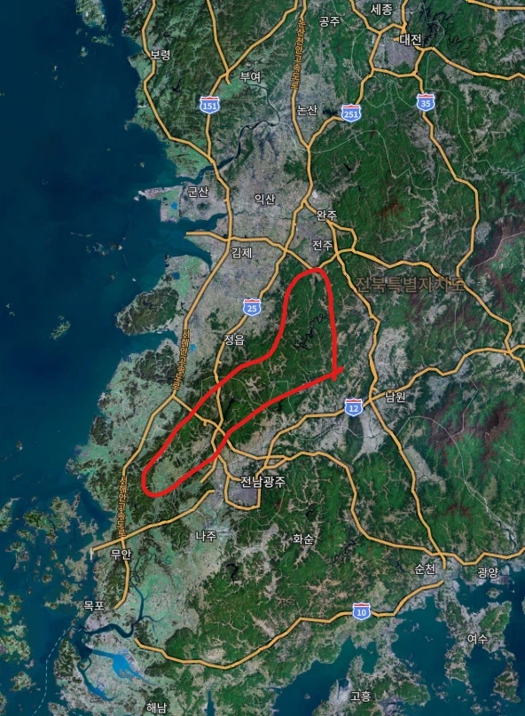 경상도, 전라도 사투리가 어쩌고 부터가 틀려먹은 거임