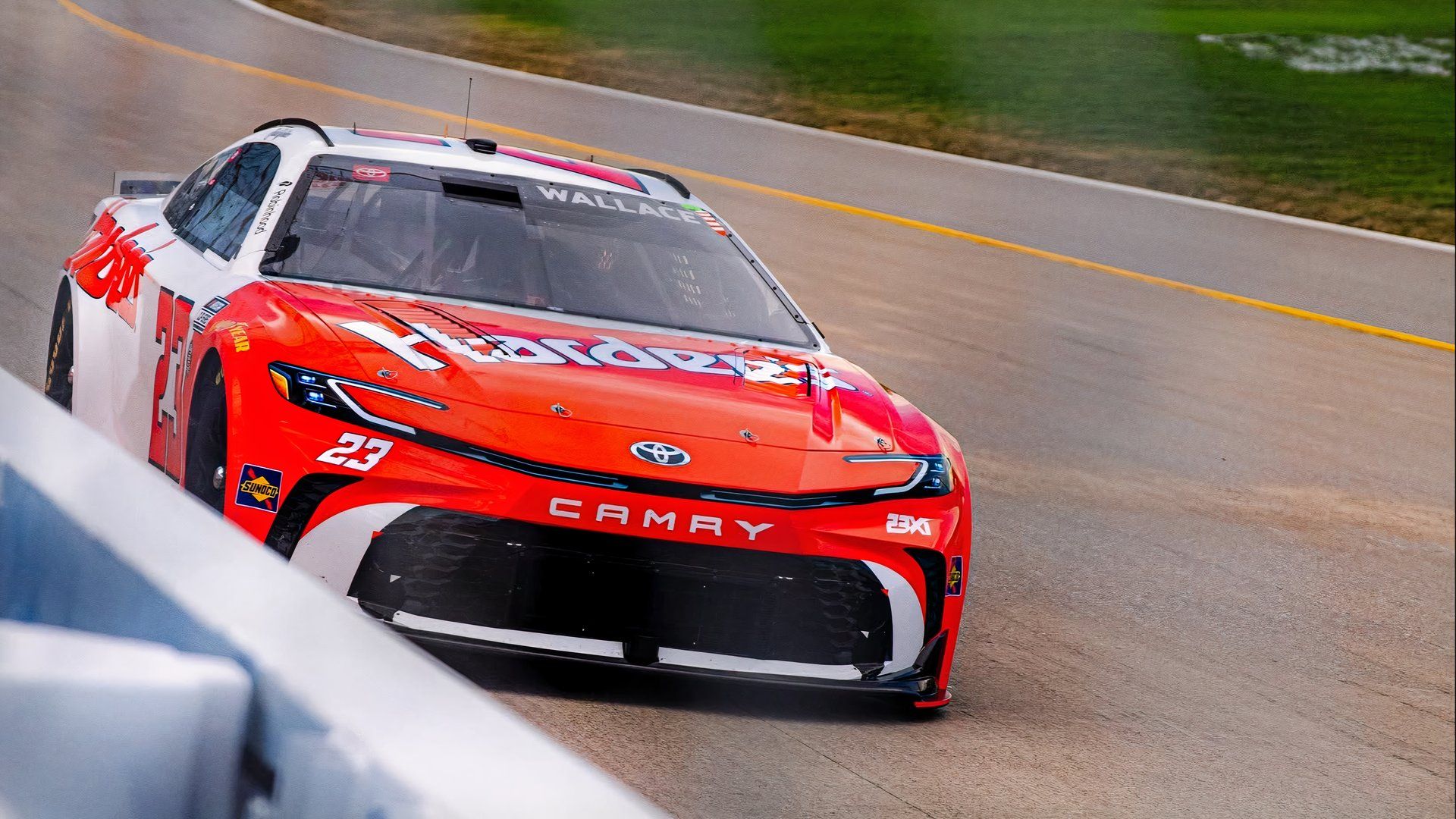 NASCAR 차량은 실제로 얼마나 빠를까?