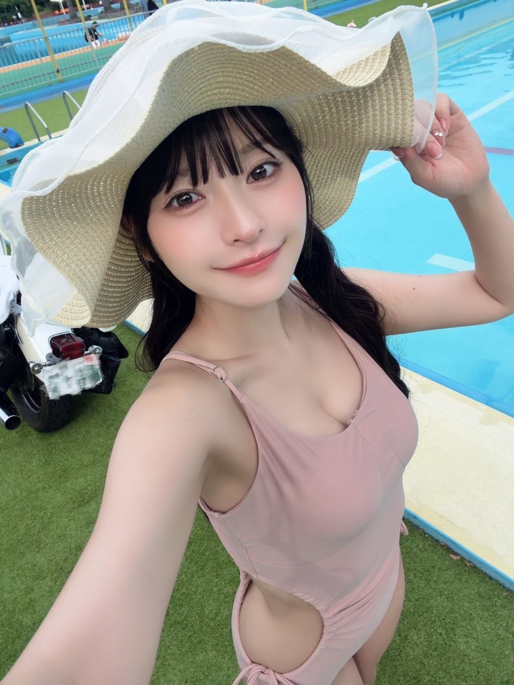오늘 제가 푹빠진 외모 몸매 미드 1티어 일본 들 근황