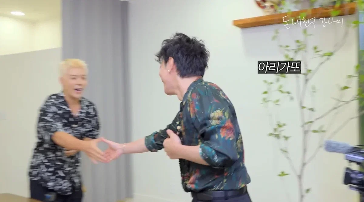 한국에 묘하게 열등감 있는 듯한 일본 배우 사토 타케루 (어제 트와이스 사나랑 영화 캐스팅 기사 뜸)