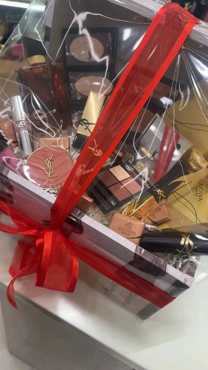 X에서 논란인 '회사에서 화장품 당첨됐는데 다른여자한테 준 남편'...JPG