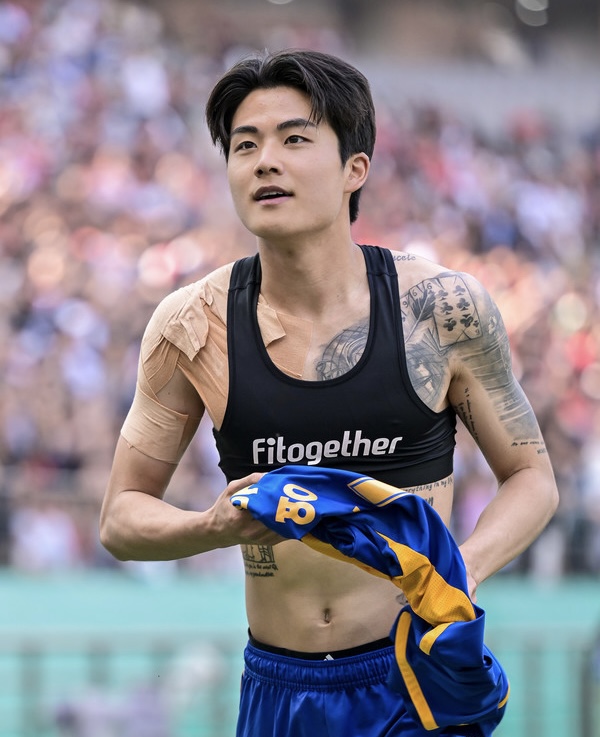 설영우 아시아 최악의 베스트11에 선정