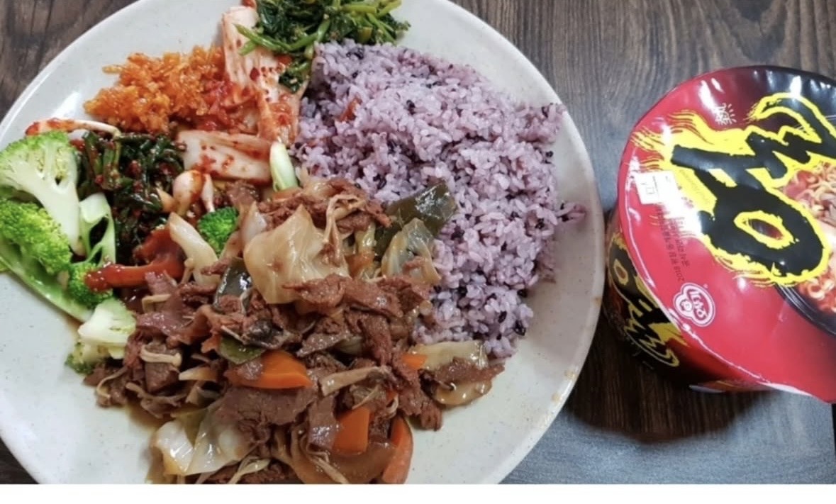 논란의 알바 밥