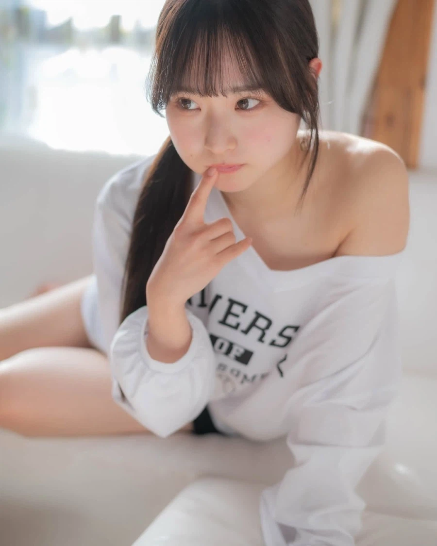 열도의 모델 누나 jpg