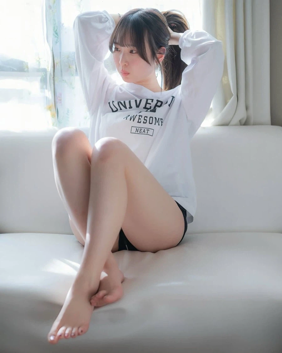 열도의 모델 누나 jpg