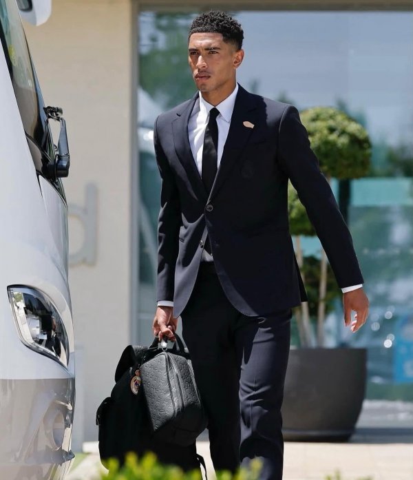 잉글랜드 골넣은 친구는 모델인가요?