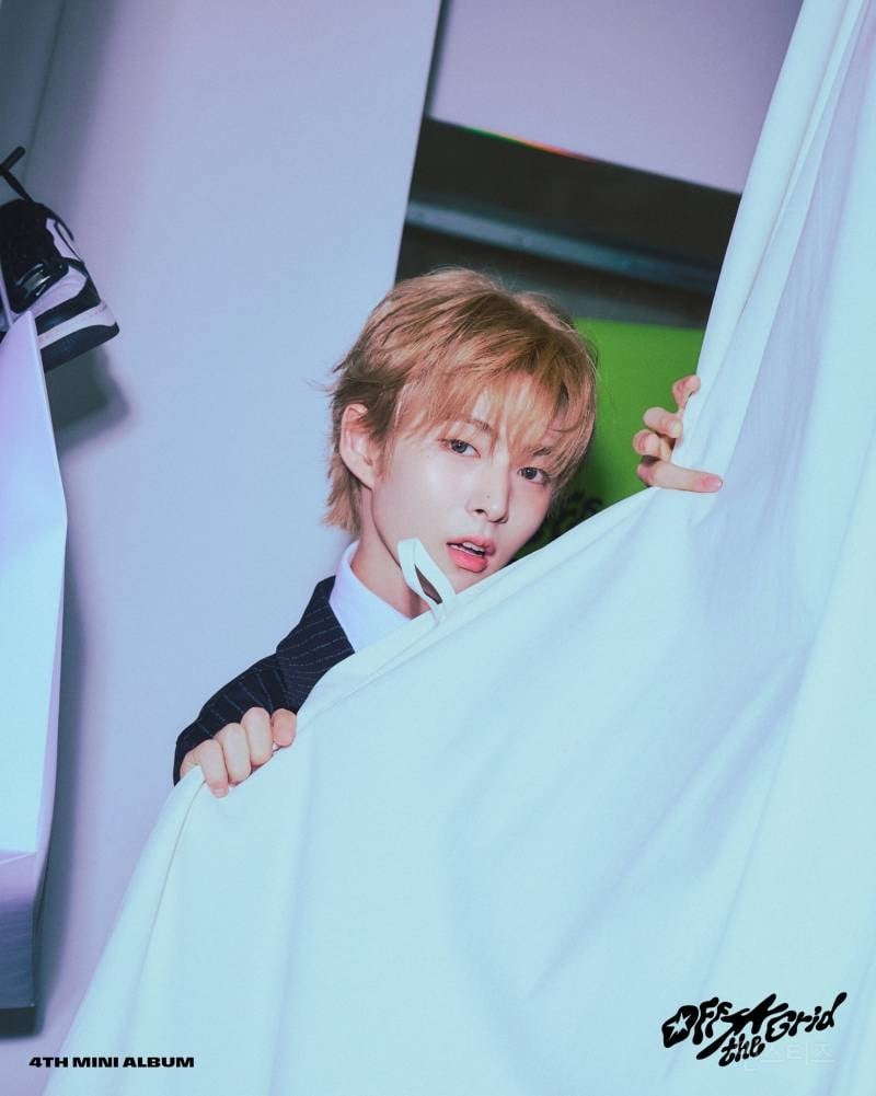 10개월만에 컴백해서 진짜 화나보이는 남돌 실존.jpg