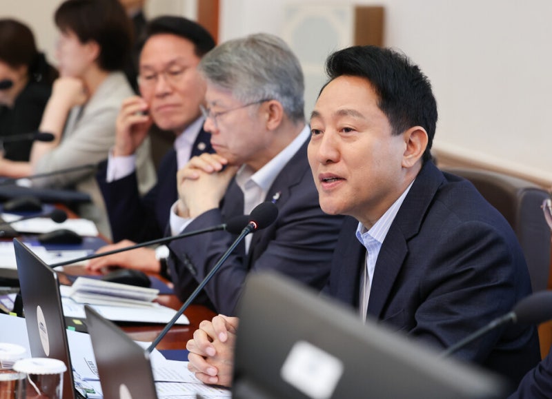 "서류로 내주세요"…부동산 발언 기회 못 얻은 오세훈