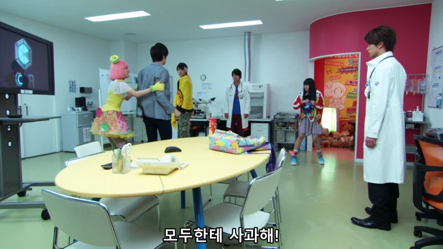 가면라이더) 가짜광기 vs 진짜광기