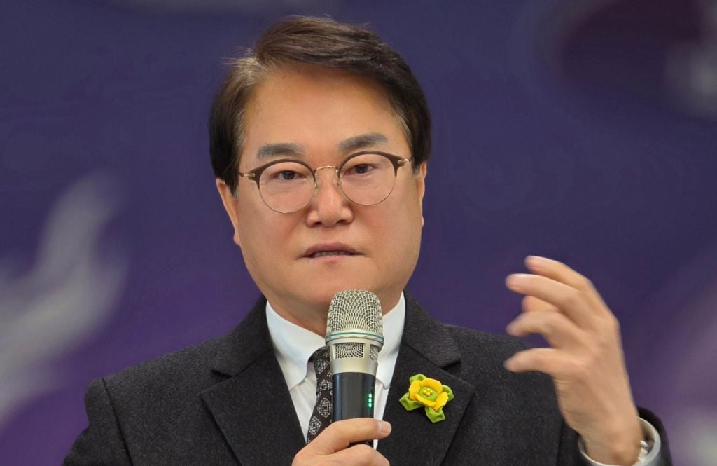 경찰 수사 받던 김하수 前청도군수 숨진채 발견