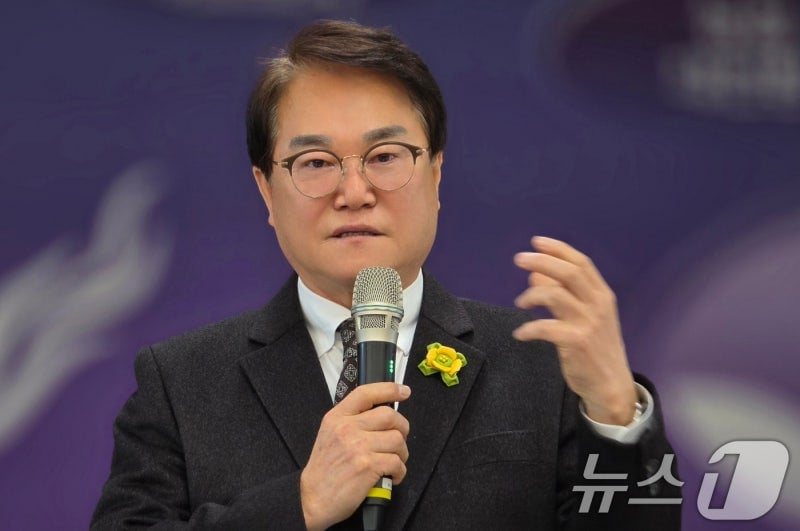 경찰 수사 받던 김하수 前청도군수 숨진채 발견