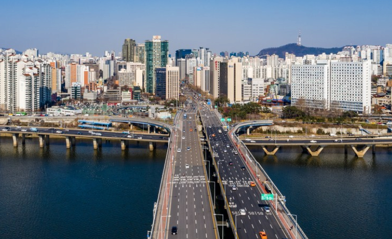 뭐든지 이탈리아어로 바꾸면 서울이 로마가 된다