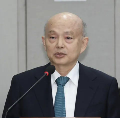 (혐조심) 조희대와 안창호
