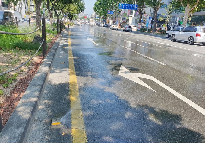 대구는 여름에 도로 중앙분리대에서 물 쏴줌