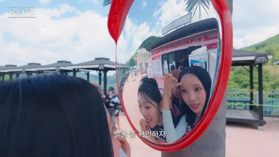 공영방송 PD가 처음 본다고 감탄하는 아이돌 모먼트.jpg