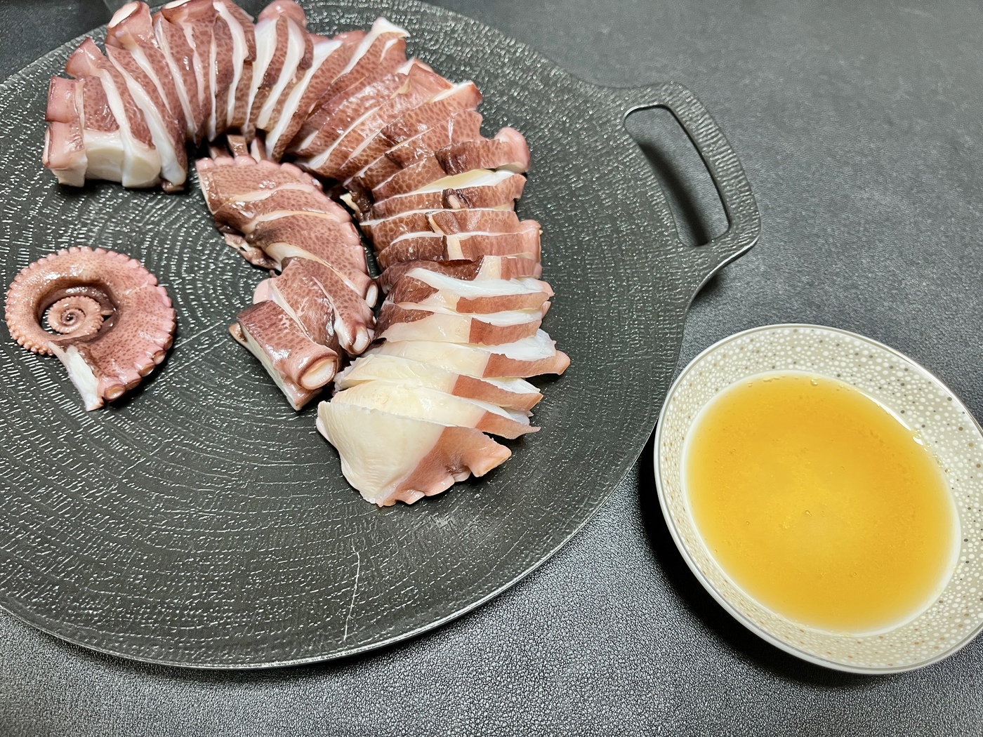 특이한 닭요리 아시는 분…..