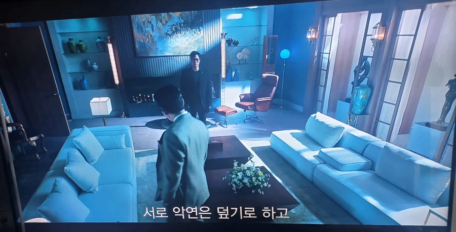 대기업 건설사 사장이 한달 1억 준다고 밑에서 일하라고 함...