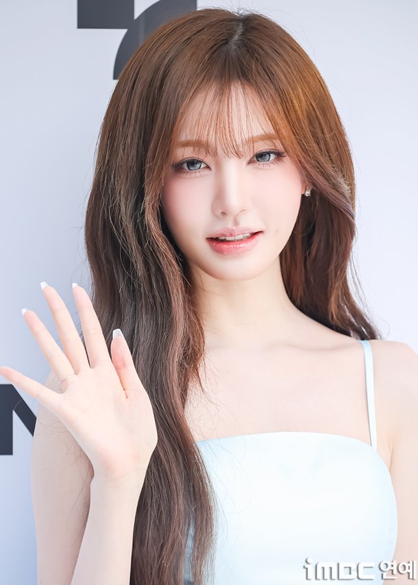 오늘자 아이브 리즈.jpg