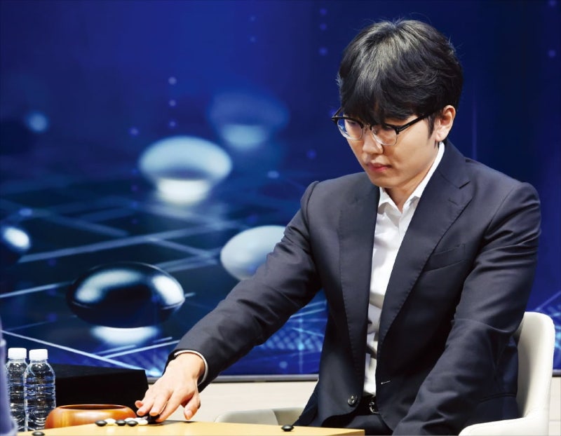 신진서 9단, AI 제압 성공...
