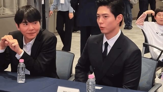 최근 박보검 보고 솔직한 실물 후기 쓴 기자