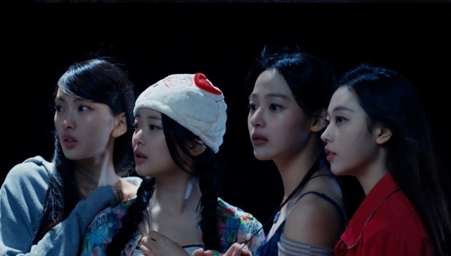 박시영 디자이너, 4인조 뉴진스 새 영상 저격 “재능 없는 애들이…”