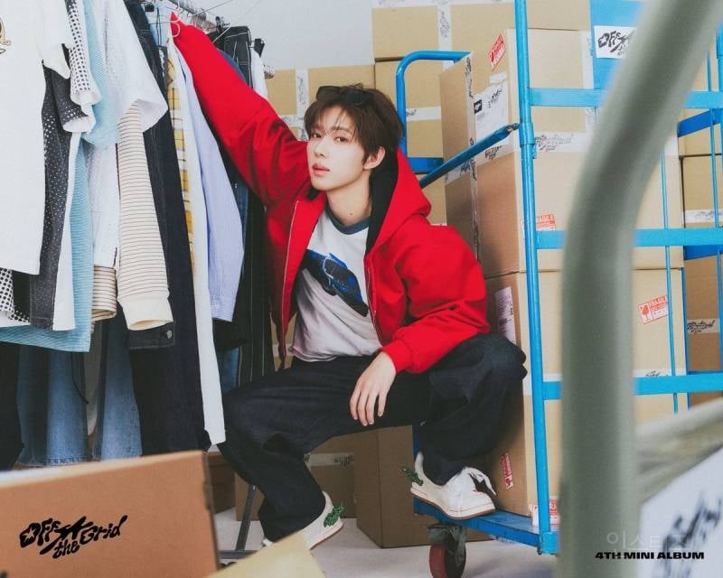 오랜만에 본업 청량돌로 돌아온 아이돌 .jpgif