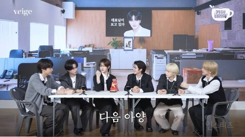 뼈말라 손목인데 힘은 생각보다 쎄다는 아이돌..jpg
