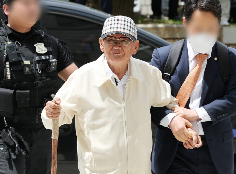 합수본, 이만희 신천지 총회장 75억대 조세포탈 혐의 불구속 기소