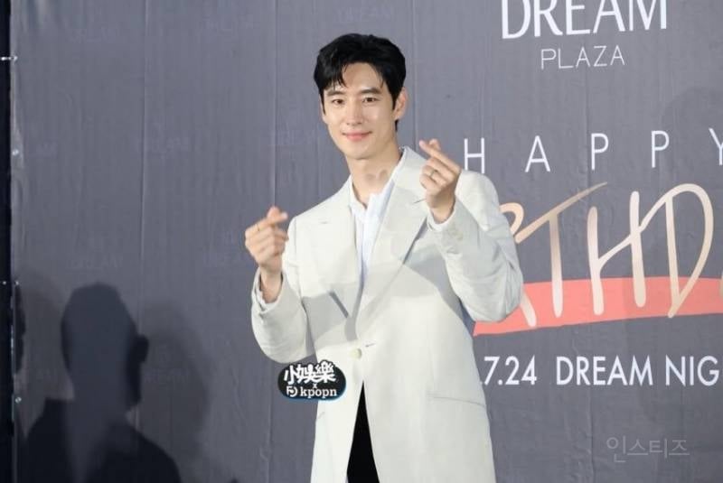 어제자 대만 드림 플라자 행사 참석한 배우 이제훈