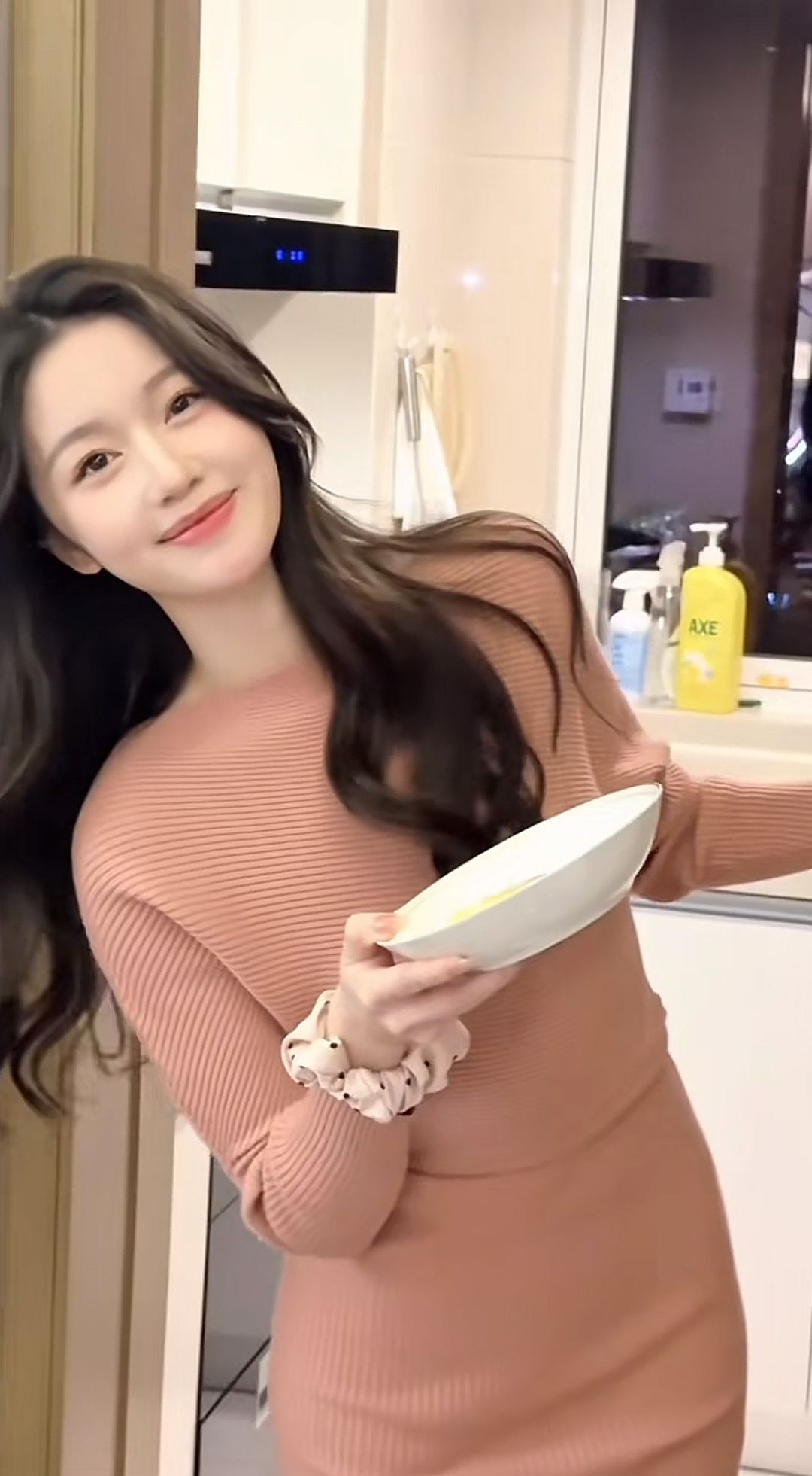 퇴근후 남편 설레게 하는 아내 몸매.jpg