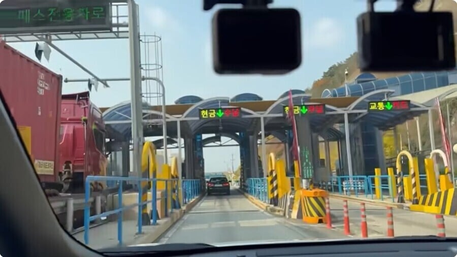 최근 자기 차 가져와 한국에서 운전해본 일본 유튜버의 후기 .JPG