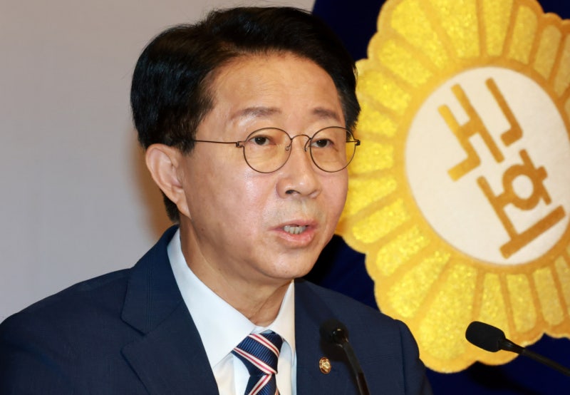조정식 의장 "법사위, 상원처럼 군림 개선…필버 남발 바람직하지 않아
