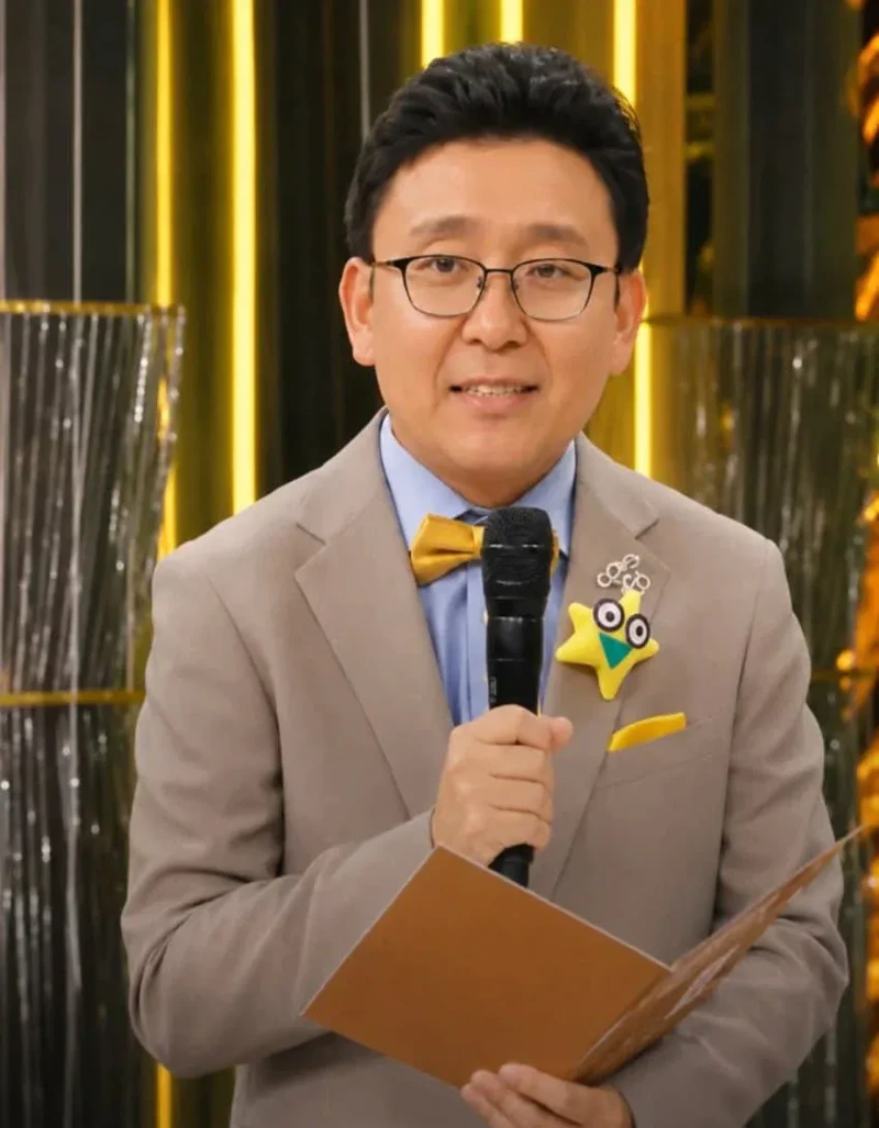 2001년생 일본 아나운서