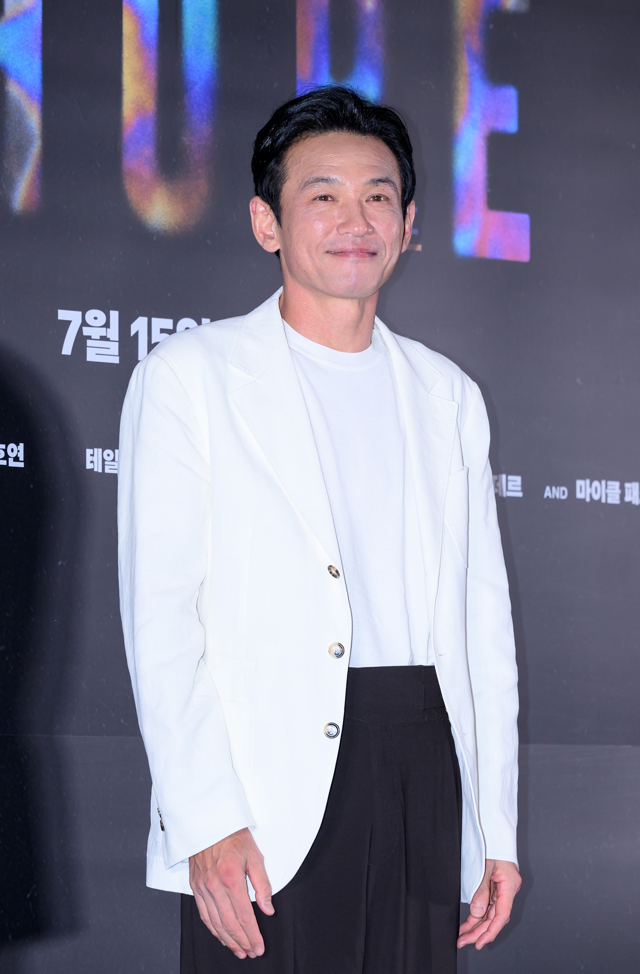 황정민 사생활루머에 소속사 "300만원 벌금형 받은 스토커" 강경대응