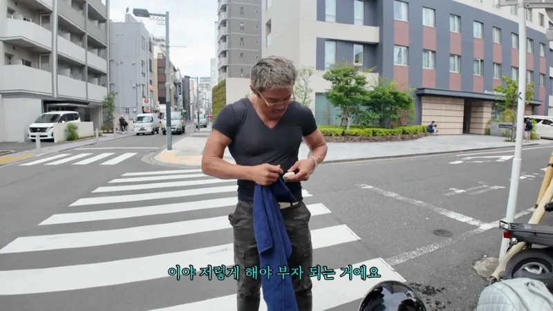 하수구에 에어팟 떨어트린 추성훈