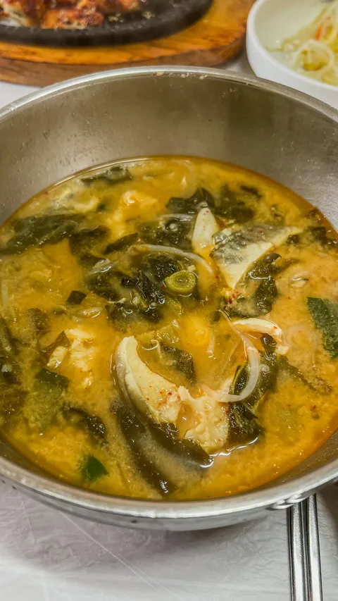 전라남도 고흥군 사계절산장어숯불구이.