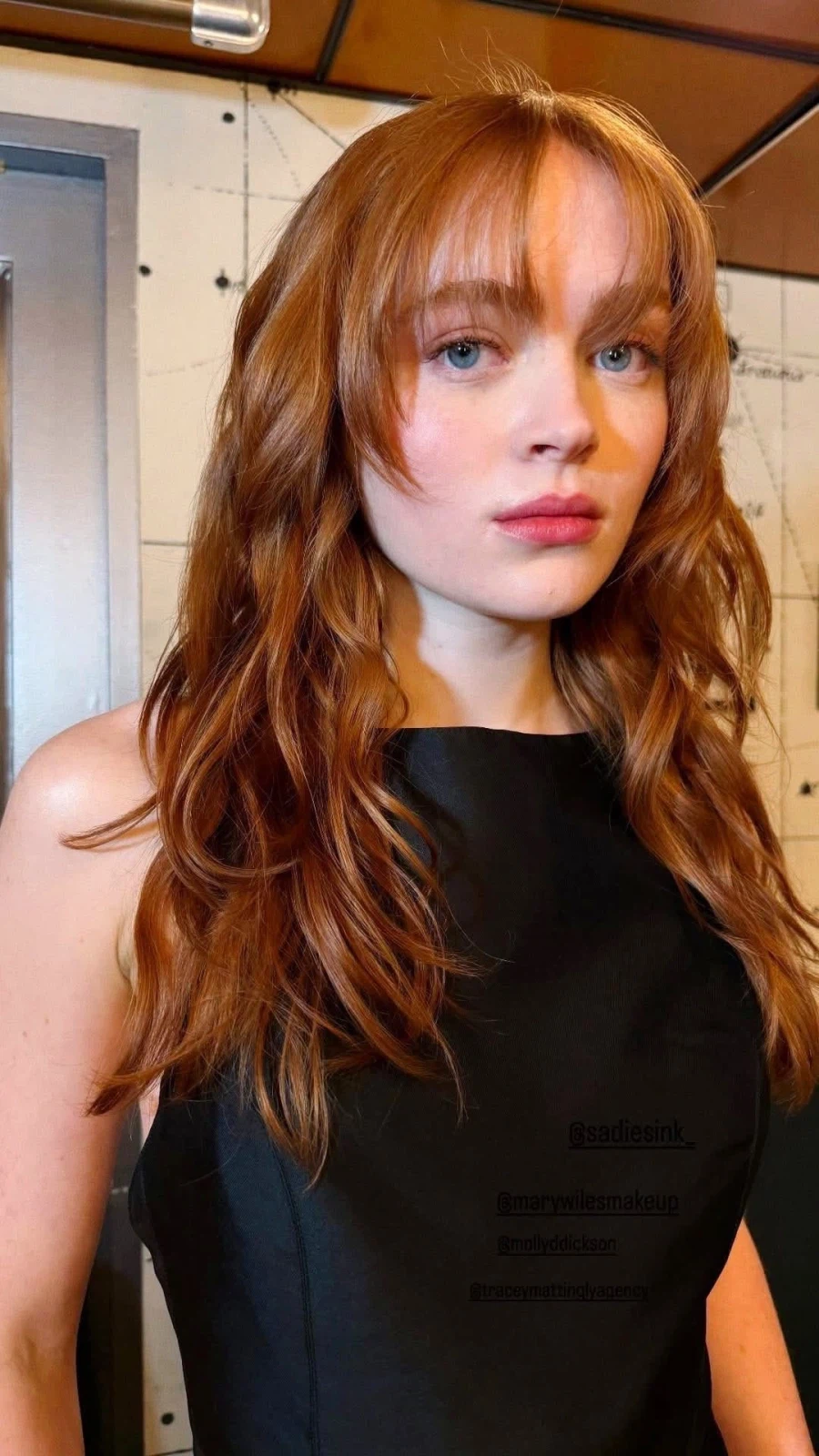 MCU) 다음 중 피터 파커의 여자친구고 올바른 것은?