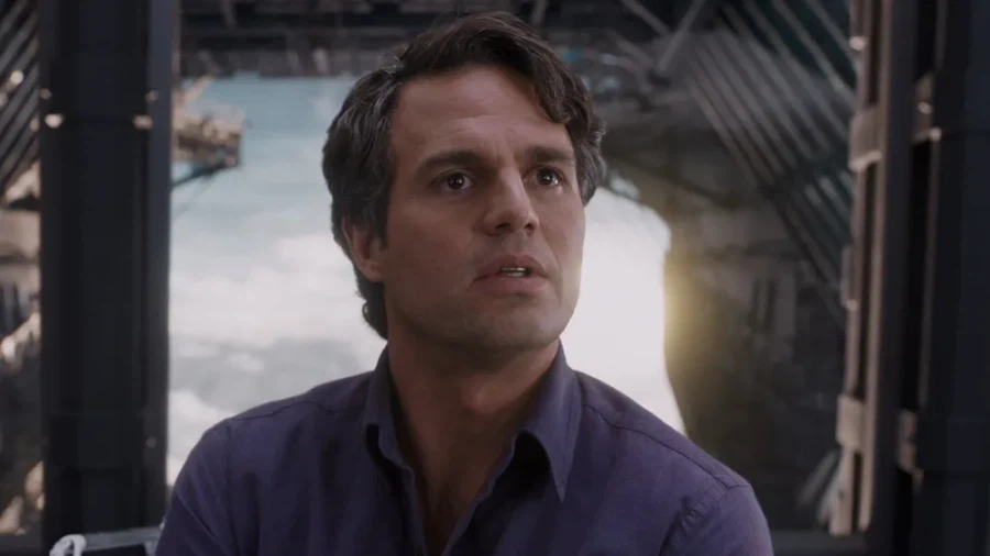 MCU) 다음 중 피터 파커의 여자친구고 올바른 것은?