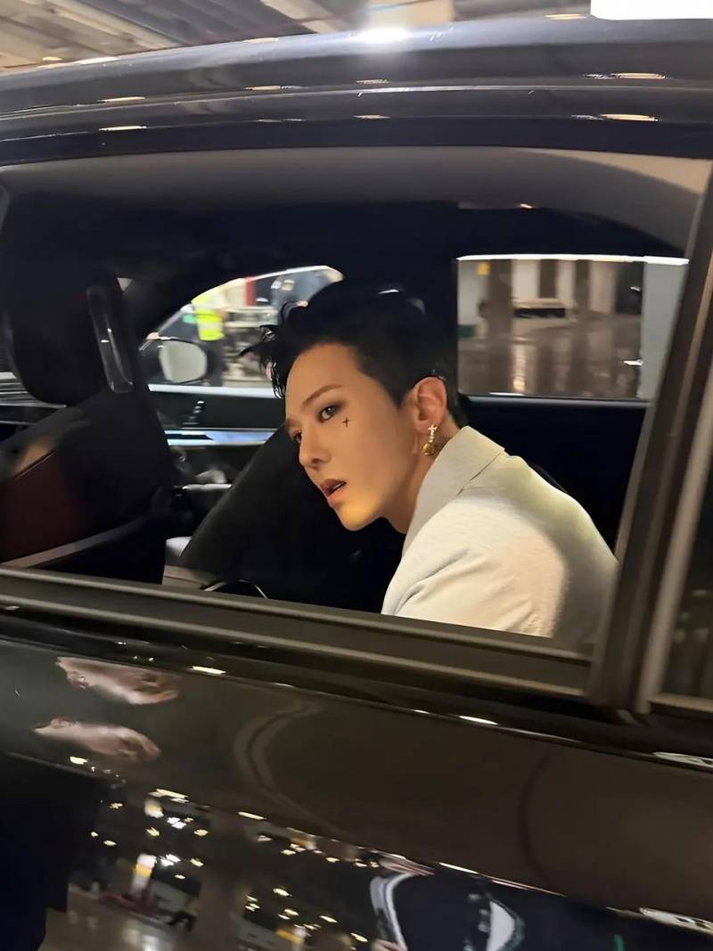 취향따라 갈리는 최근 지디 헤어컬러 10가지