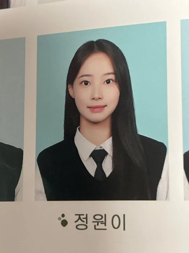과거 행실이 얼마나 발랐는지 감도 안오는 리센느 원이.jpg