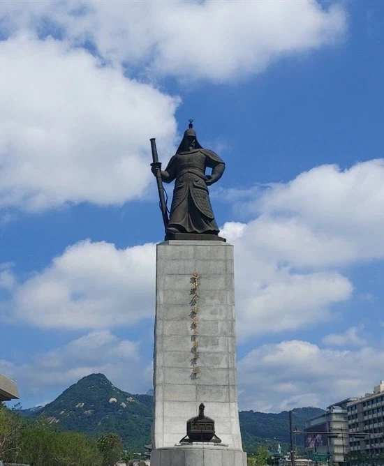 원균 미화하려는 작업이 성공 못 하는 이유