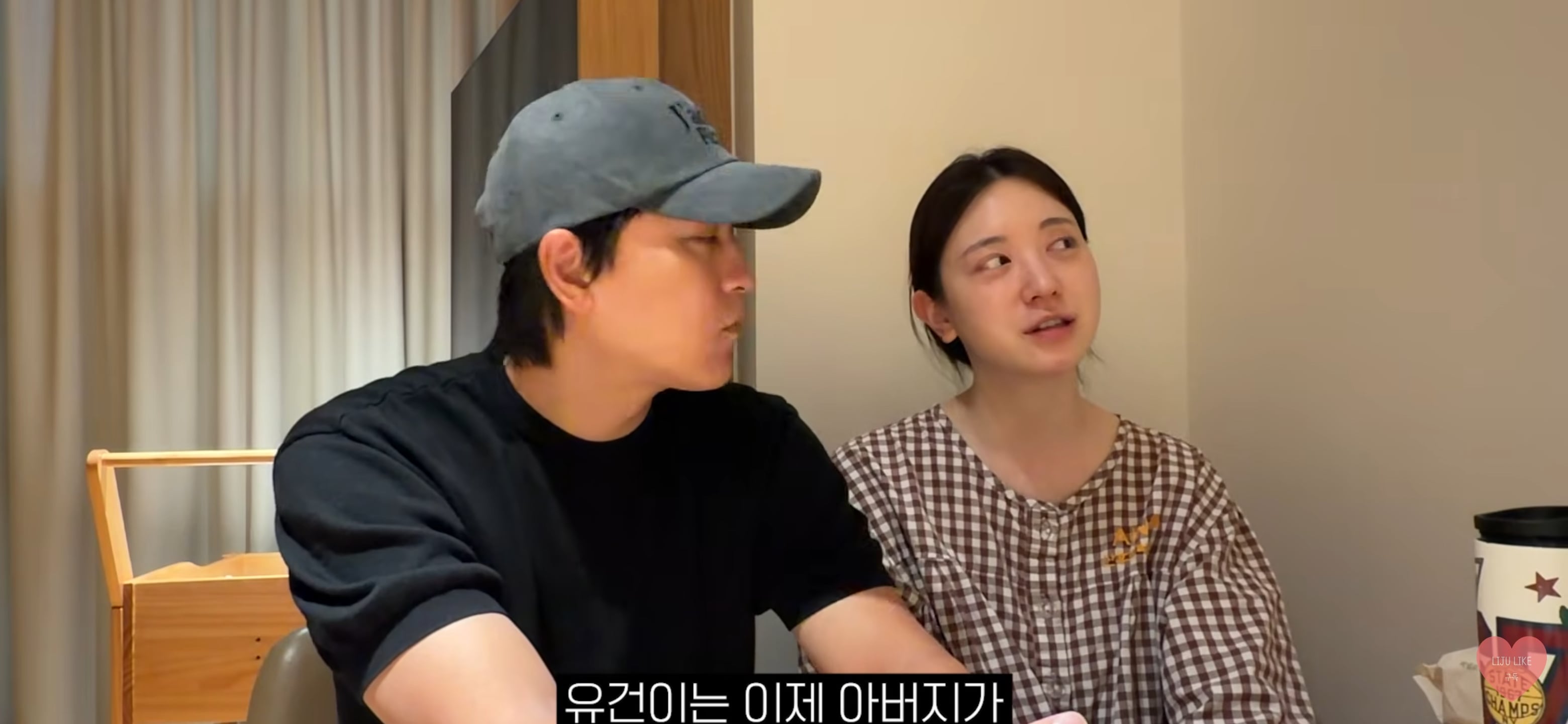 아버지 장례식 후 영상 업로드한 유혜주.jpg