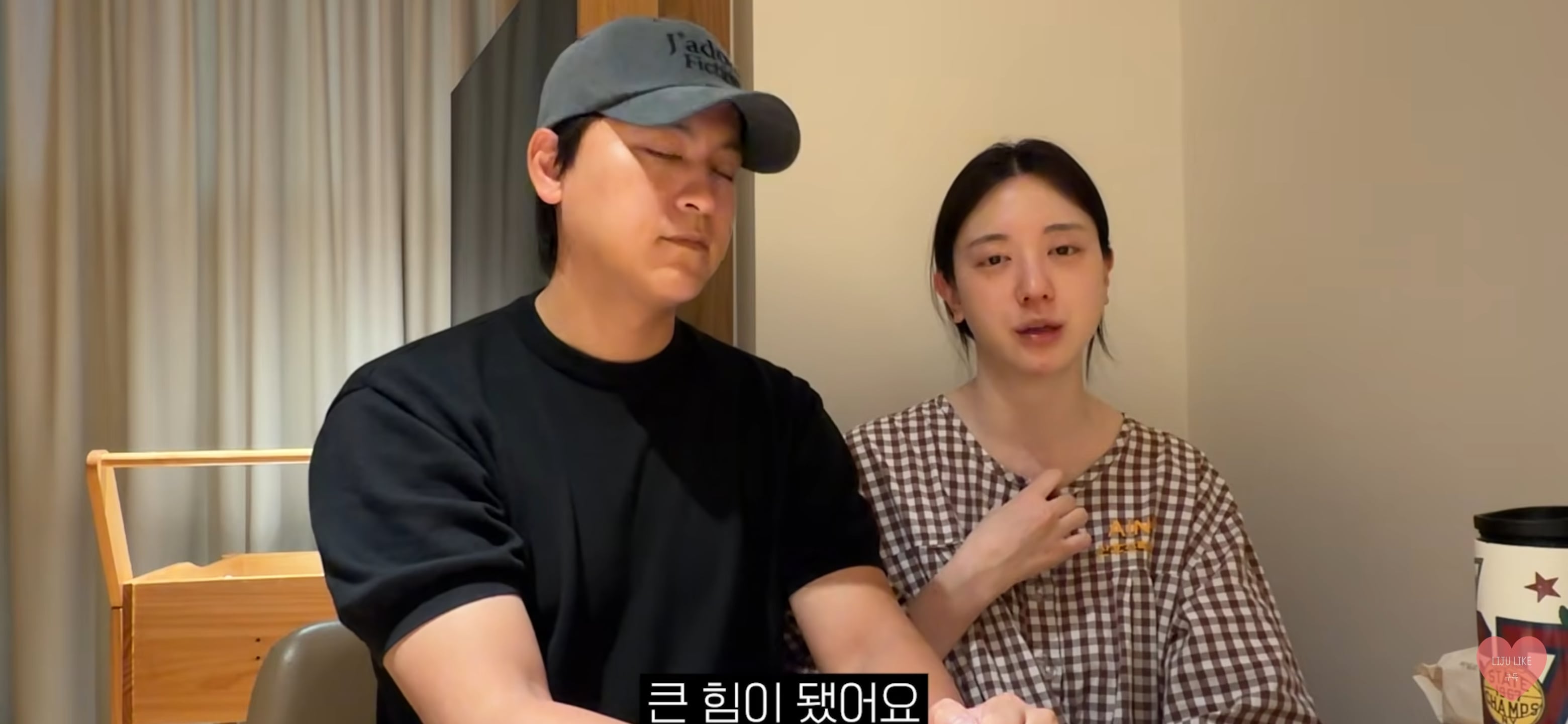 아버지 장례식 후 영상 업로드한 유혜주.jpg