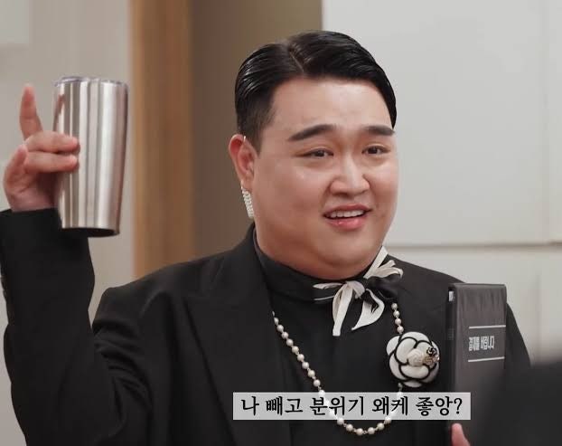키크니) 선천적 근육병인 아이를 정말 예뻐해 주시던 공익근무요원 선생님이 대세 개그맨이 되었습니다 (+ 담임 선생님 댓글)