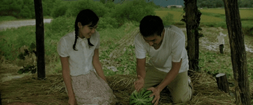 친구가 자꾸 연애편지를 저보고 대신 써달라는데요...gif