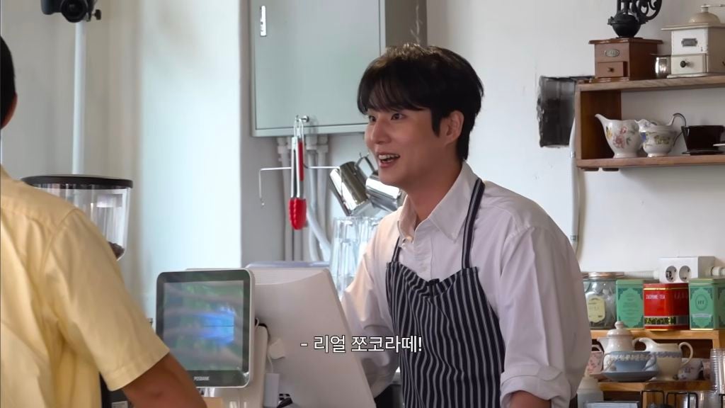 카페 알바가 된 여시... 이 중 제일 진상 손님은 누구인지 골라보기
