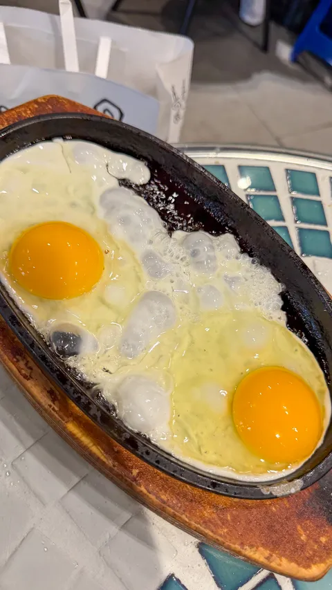 석촌동 석촌회뜨는중.