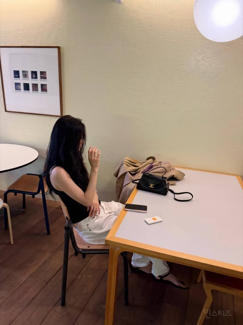 수지 인스타 업데이트....jpg