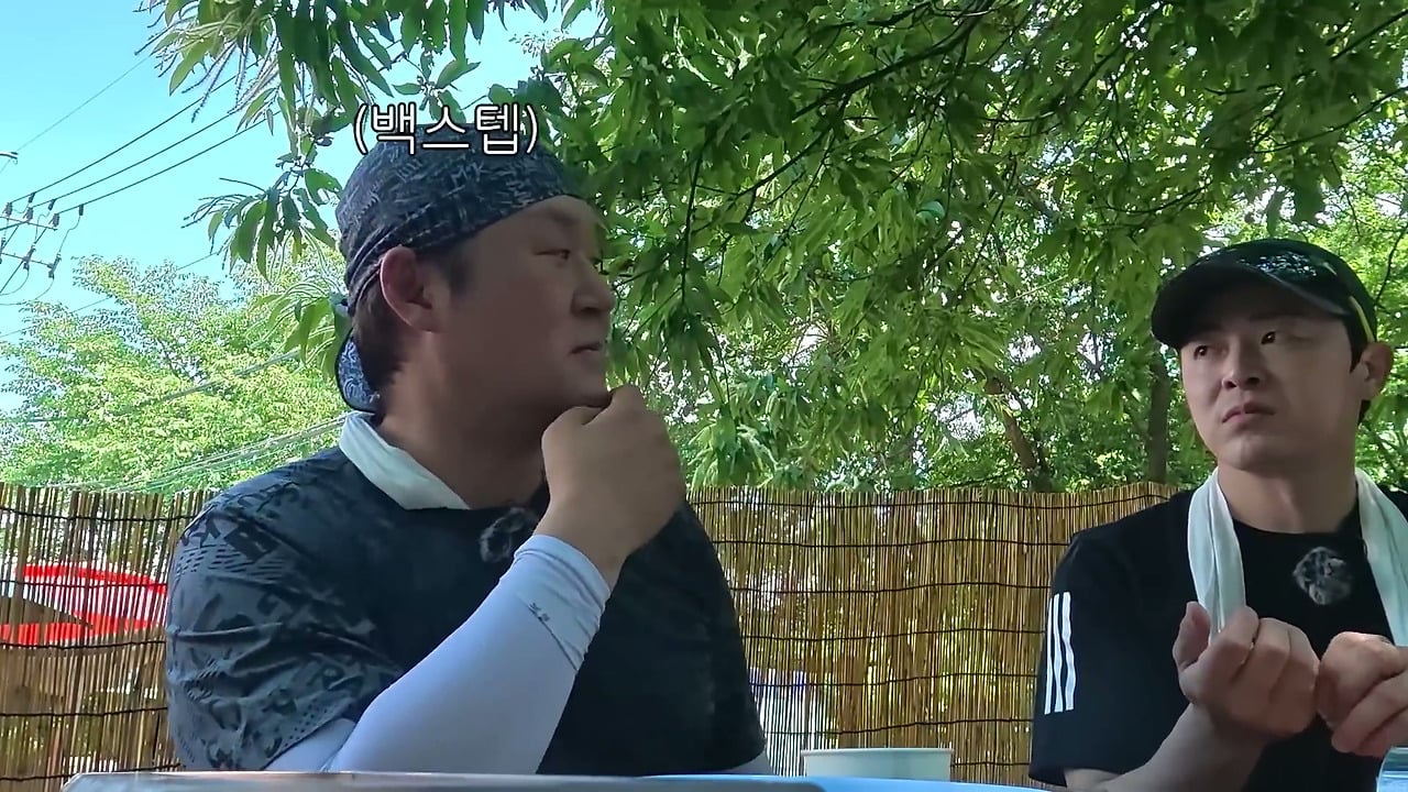 핑계고로 화제되니까 난 연기보다 예능이 재능인가라고 혼란스러웠던 윤경호.jpg