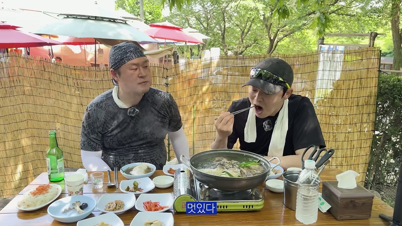 핑계고로 화제되니까 난 연기보다 예능이 재능인가라고 혼란스러웠던 윤경호.jpg